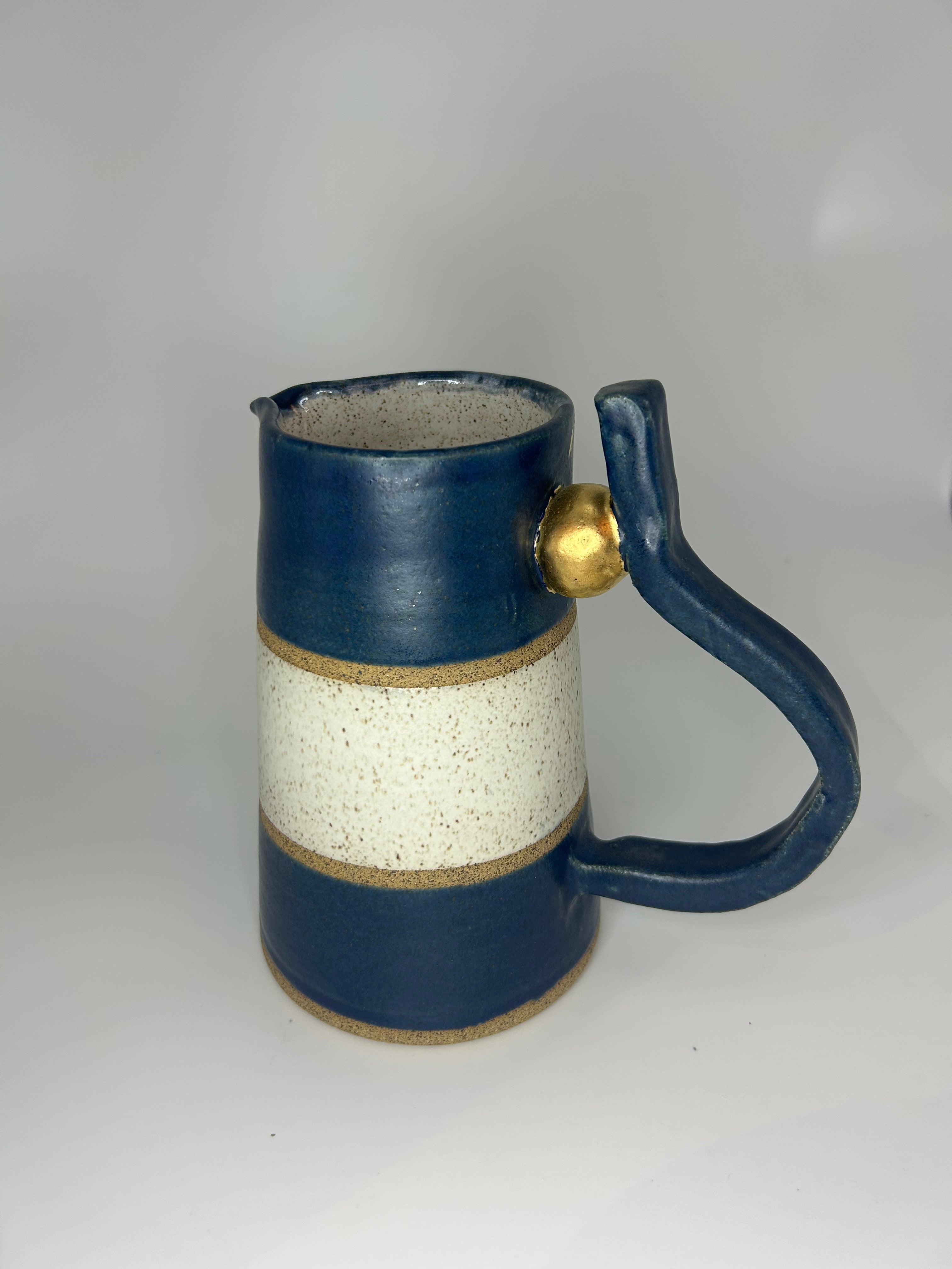 Jarra Azul, areia e dourada